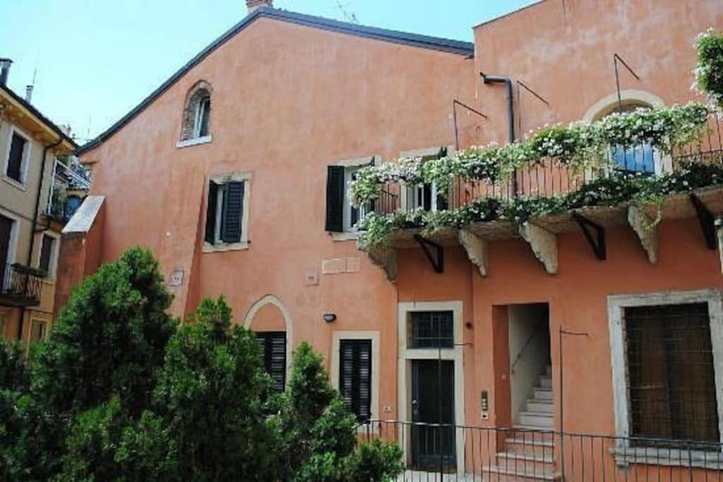 Abbraccio Di Verona Exterior photo